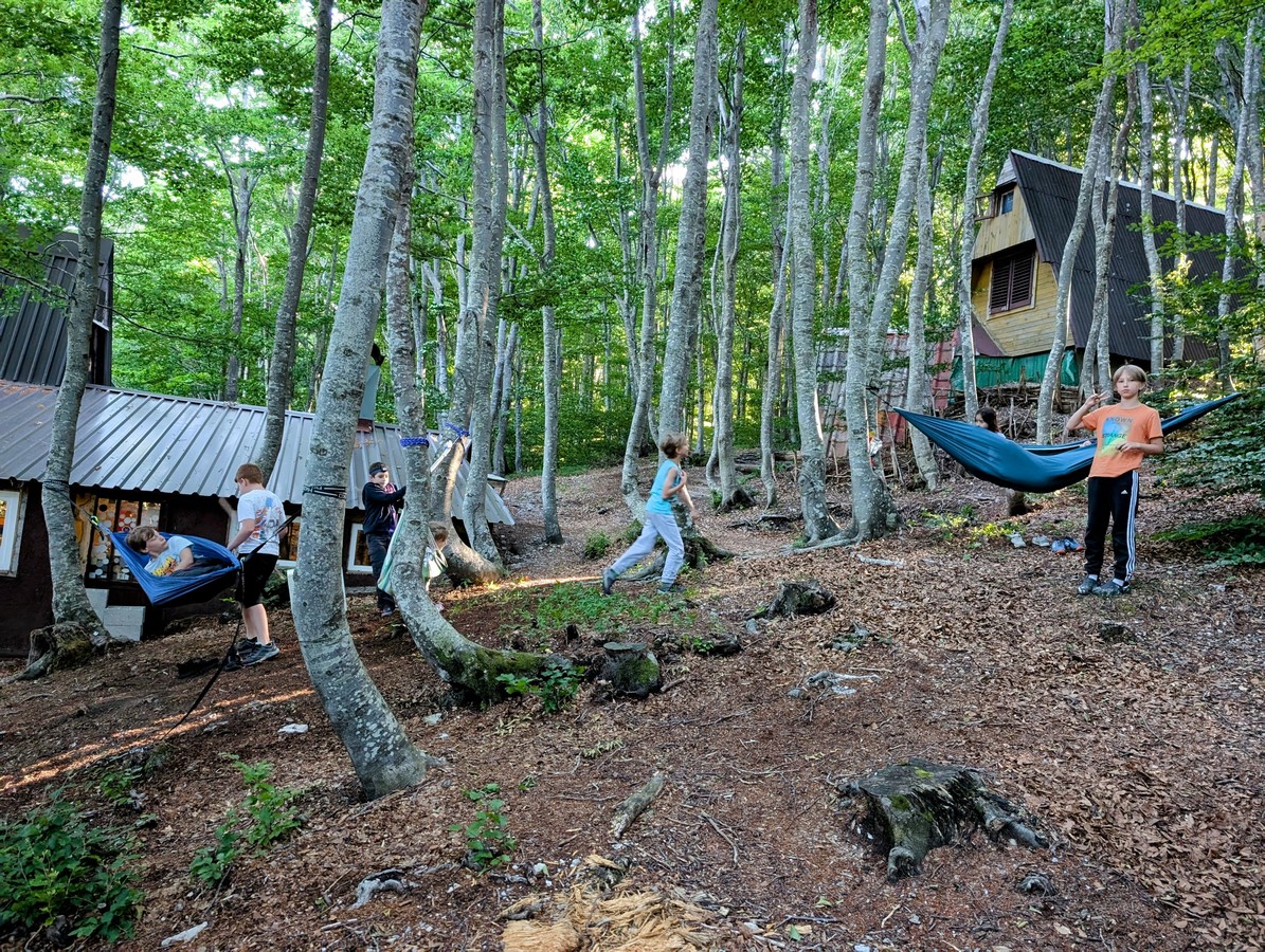 07-02 Odmaranje u visećim vrećama