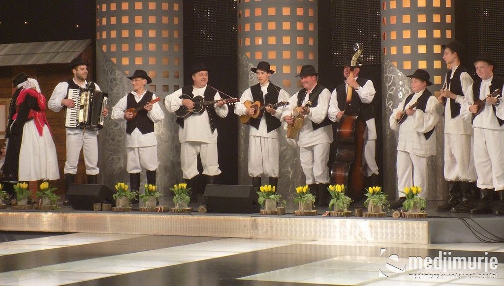 lijepomnasom0011877917