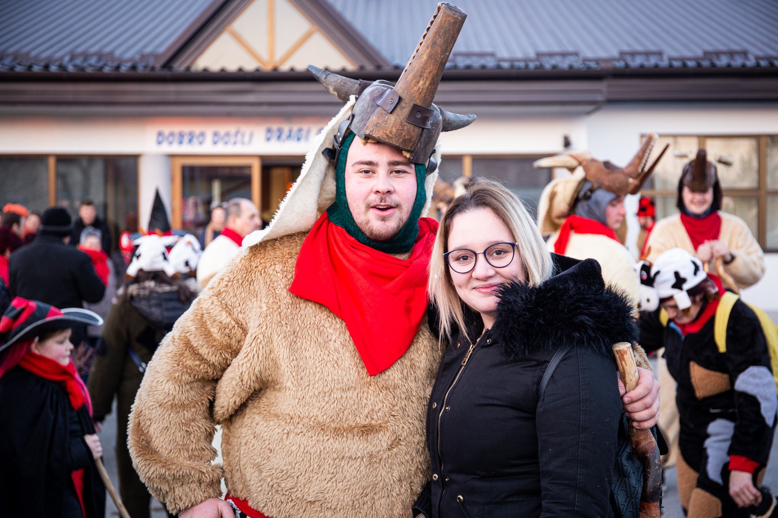 DOMIŠLJATE MAŠKARE U ZASADBREGU Bolničari, vještice, Škoti…
