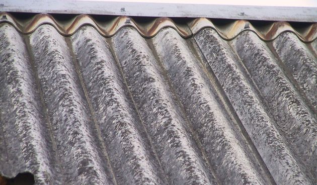 PROBLEMATIČAN I ŠTETAN Gdje s opasnim azbestom?