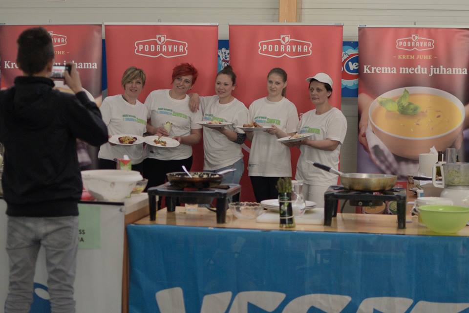 1116997083006511372952814644394