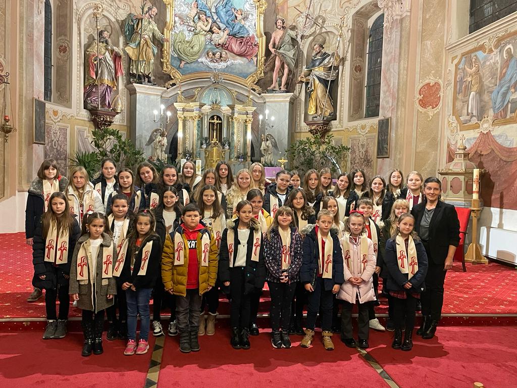 SVETA MARIJA U humanitarne svrhe pjesmom