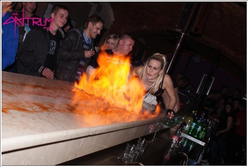 slika0069 Antrum (Subota, 5.1.2013.) slika0069 Antrum (Subota, 5.1.2013.)