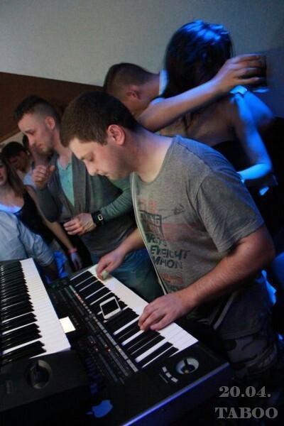 Foto157 Taboo (Subota, 20.4.2013 – Koncert Sandre Afrika) Foto157 Taboo (Subota, 20.4.2013 – Koncert Sandre Afrika)