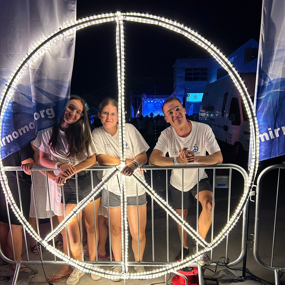 GIMNAZIJA JOSIPA SLAVENSKOG Učenici Marta Premuš i Samuel Šarić tjedan dana plovili Jadranom na projektu ‘Flota mira’