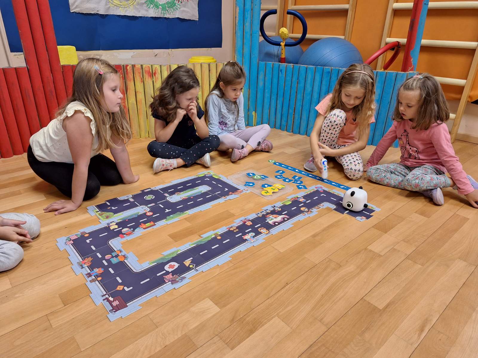 FOTO Vrijedna donacija ‘Inner Wheel kluba’ područnim odjelima DV Cvrčak