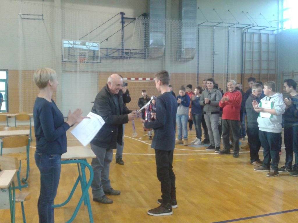 20161212131732555650