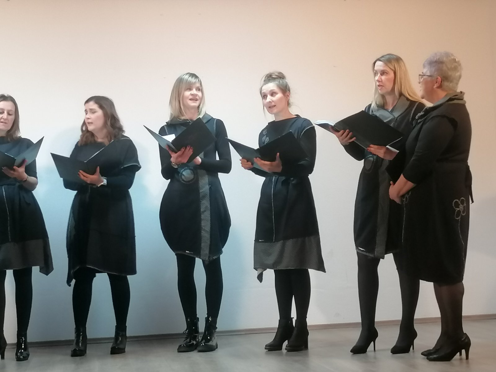 Blagdanski koncert vokalistica Svetog Marka u Štrukovcu