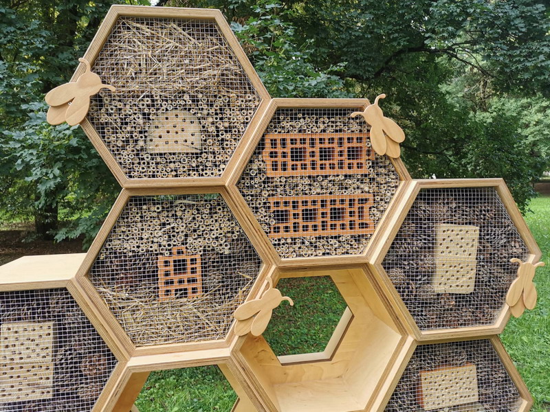 Moderan hotel za korisne kukce u Perivoju Zrinski prima prve goste!