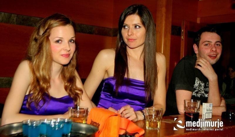 slika0019 Arcus (Subota, 28.4.2012) slika0019 Arcus (Subota, 28.4.2012)