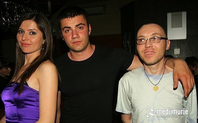 slika0022 Arcus (Subota, 28.4.2012) slika0022 Arcus (Subota, 28.4.2012)