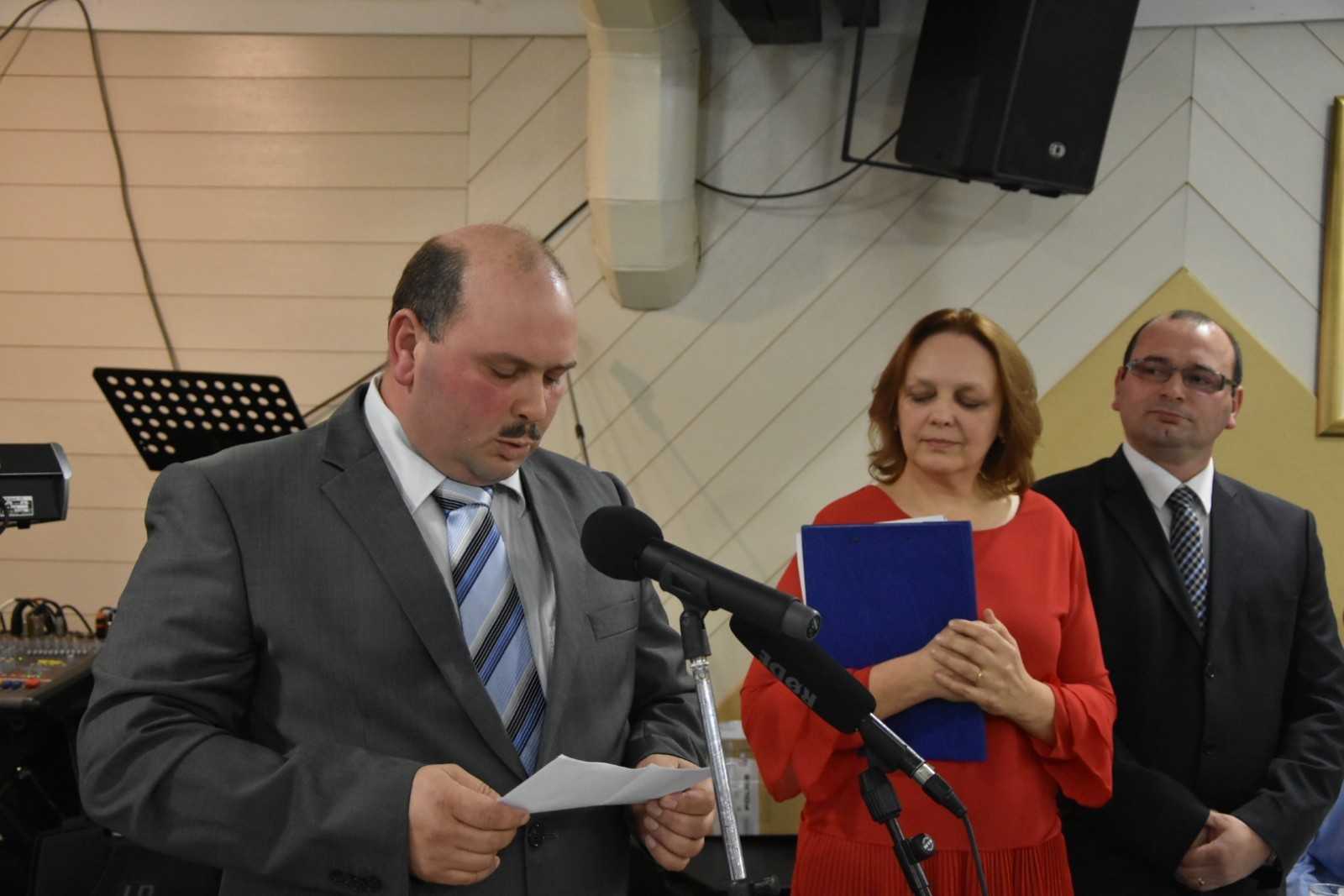 ANDRIJA TOMAŠEK ‘Sinovi nastavljaju moj posao i siguran sam da će uspješno trajati i slijedećih 25 godina’ ANDRIJA TOMAŠEK ‘Sinovi nastavljaju moj posao i siguran sam da će uspješno trajati i slijedećih 25 godina’