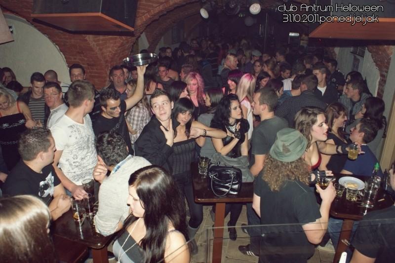 slika0079 Antrum (Pet, sub i pon, 28., 29. i 31.)