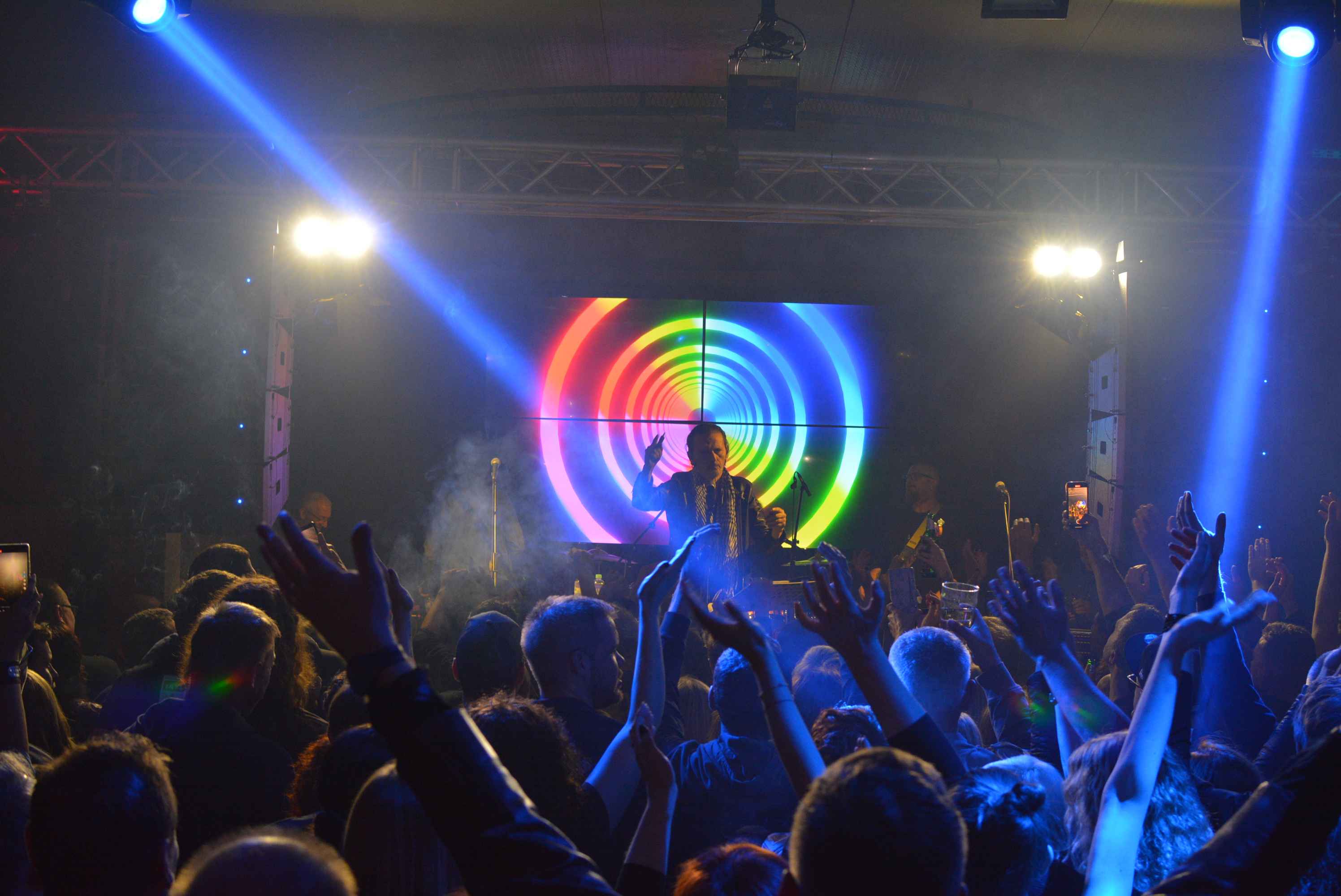 FOTO/VIDEO Euforična i nezaboravna noć uz Gorana Bareta i Majke u čakovečkom Meta baru