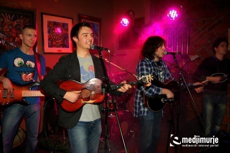 slika0015 Arcus (Subota, 17.3.2012)