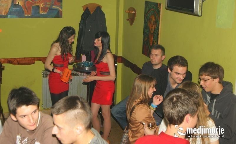 slika0001 Arcus (Subota, 21.4.2012) slika0001 Arcus (Subota, 21.4.2012)