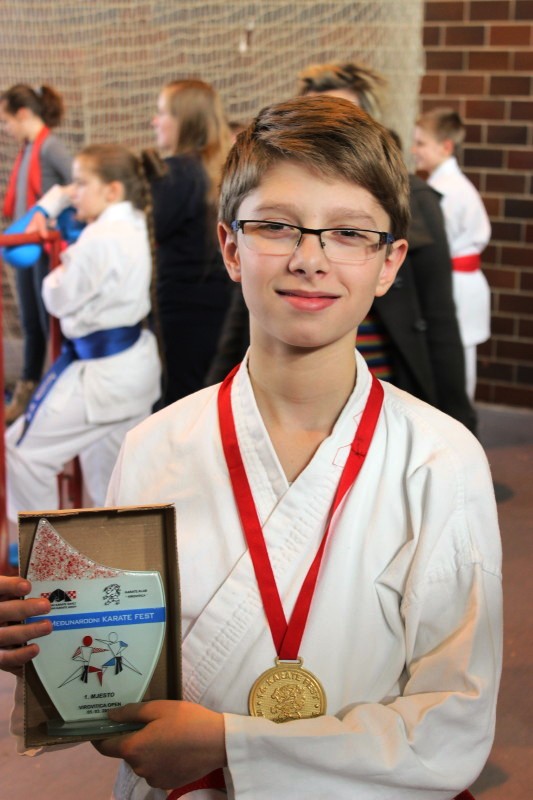 img96161104240759395