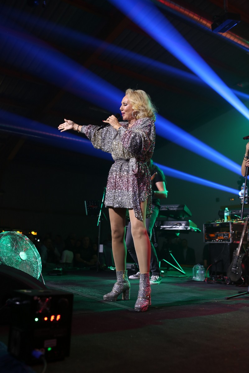 Lepa Brena, druga večer na Mesapu