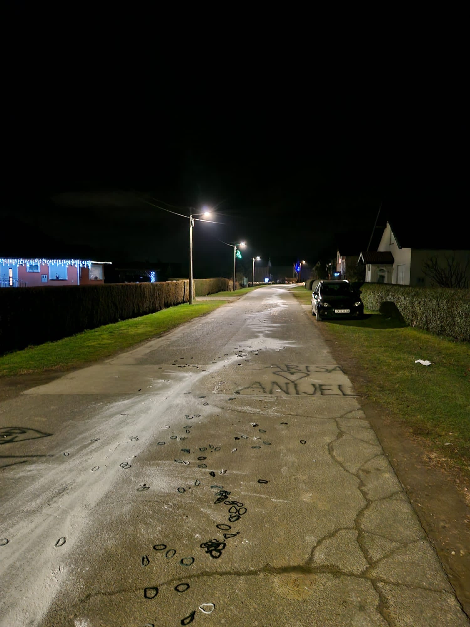 POTEPANJE Žene se Danijel Košak i Larisa Vizinger iz Trnovca