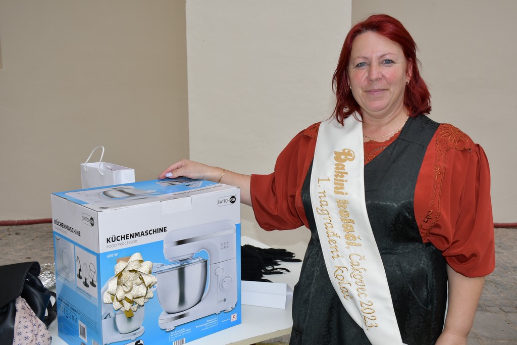 ‘BAKINI KOLAČI’ Najbolji kolač s jabukama pripremila je Natalija Munđar iz Križovca