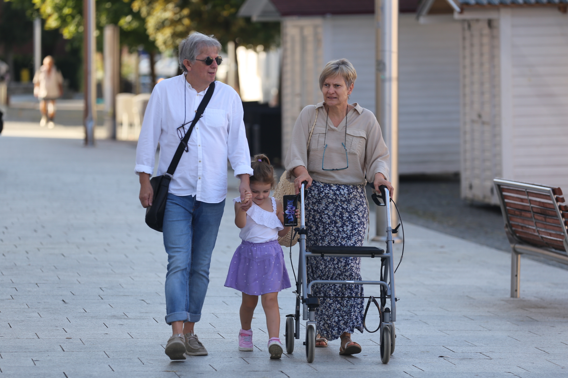 KLIKOM PO ČAKOVCU Ugodna i topla ljetna subota izmamila šetače na ulice