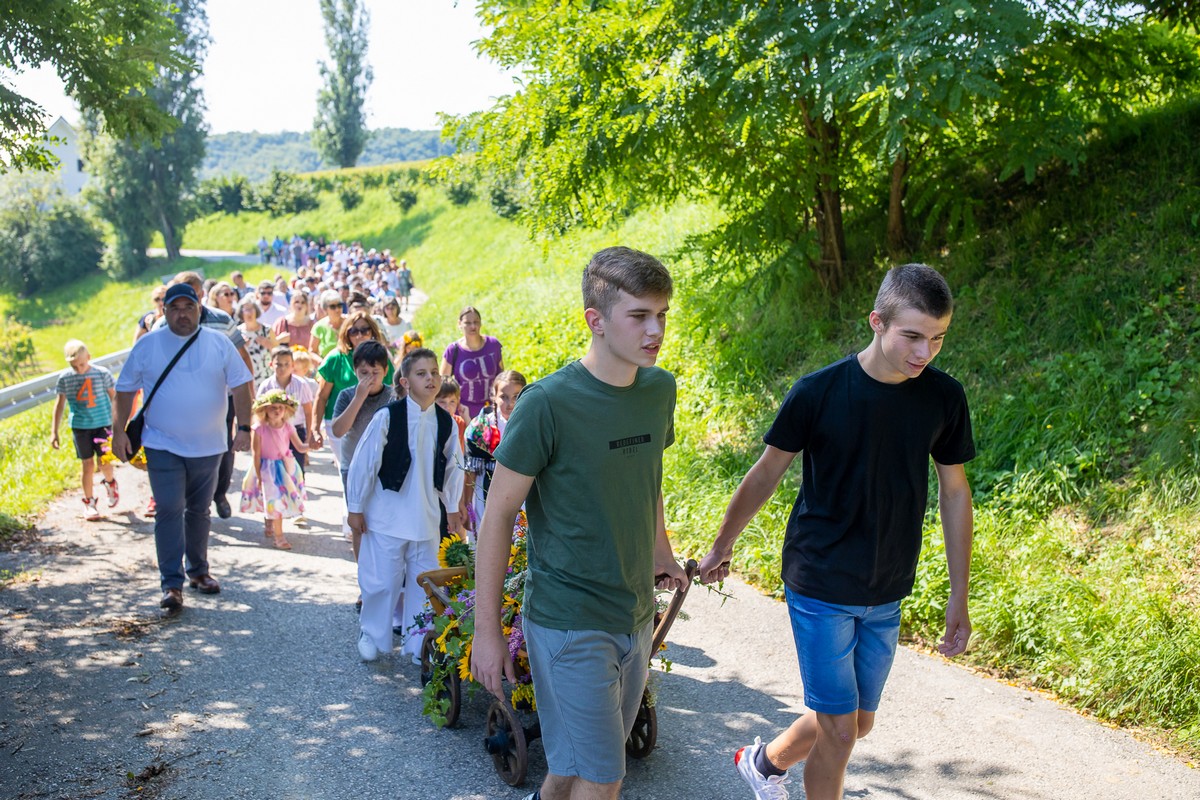 NA TOČKI PRIJATELJSTVA Susret hrvatskih i slovenskih vjernika u Šprincu