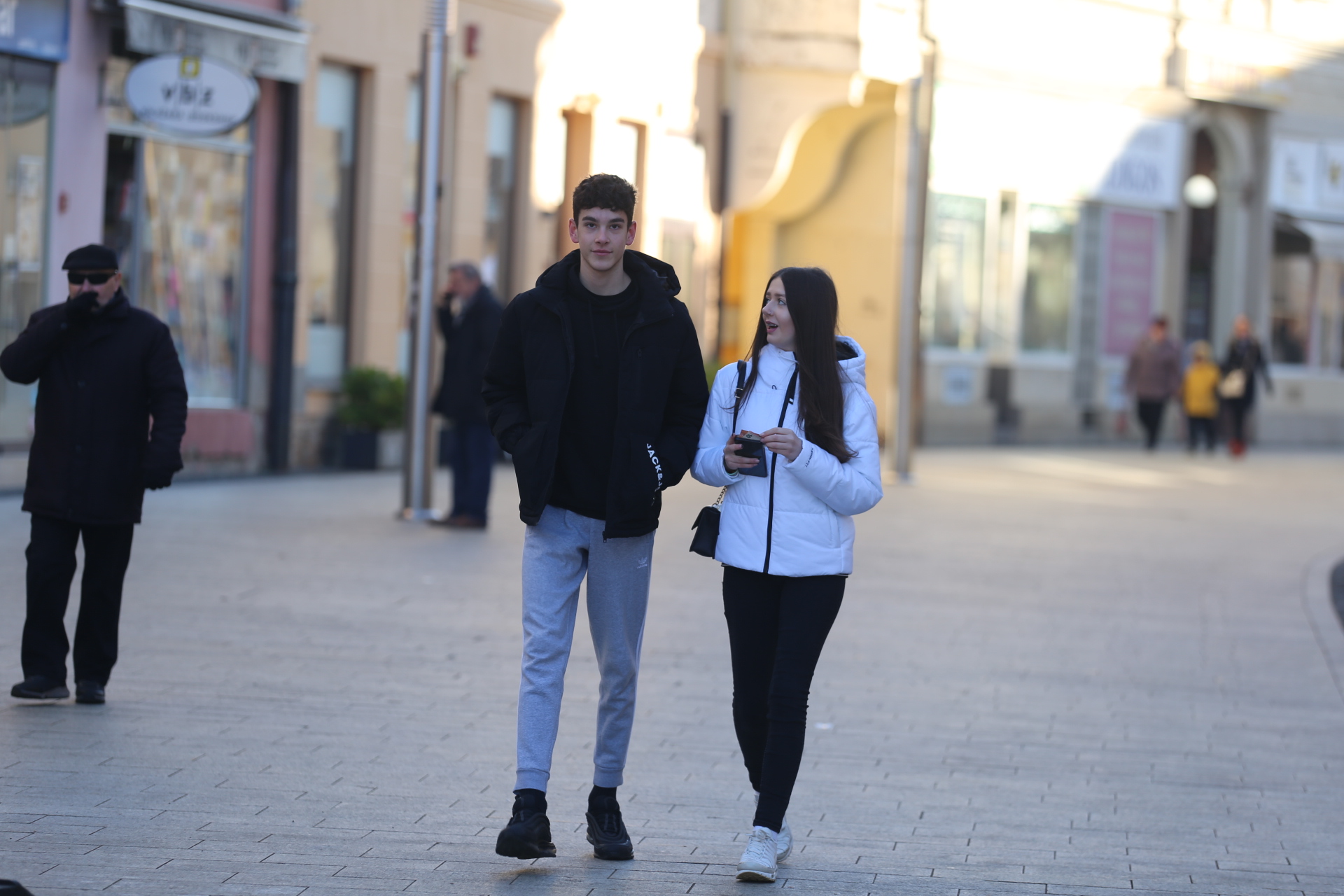 KLIKOM PO ČAKOVCU Zadnji vikend u siječnju i ugodno vrijeme izmamili mještane u šetnju