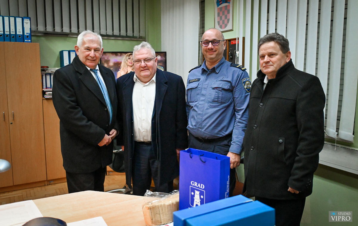 U veselom i dobrom raspoloženju dočekana je nova godina u Prelogu