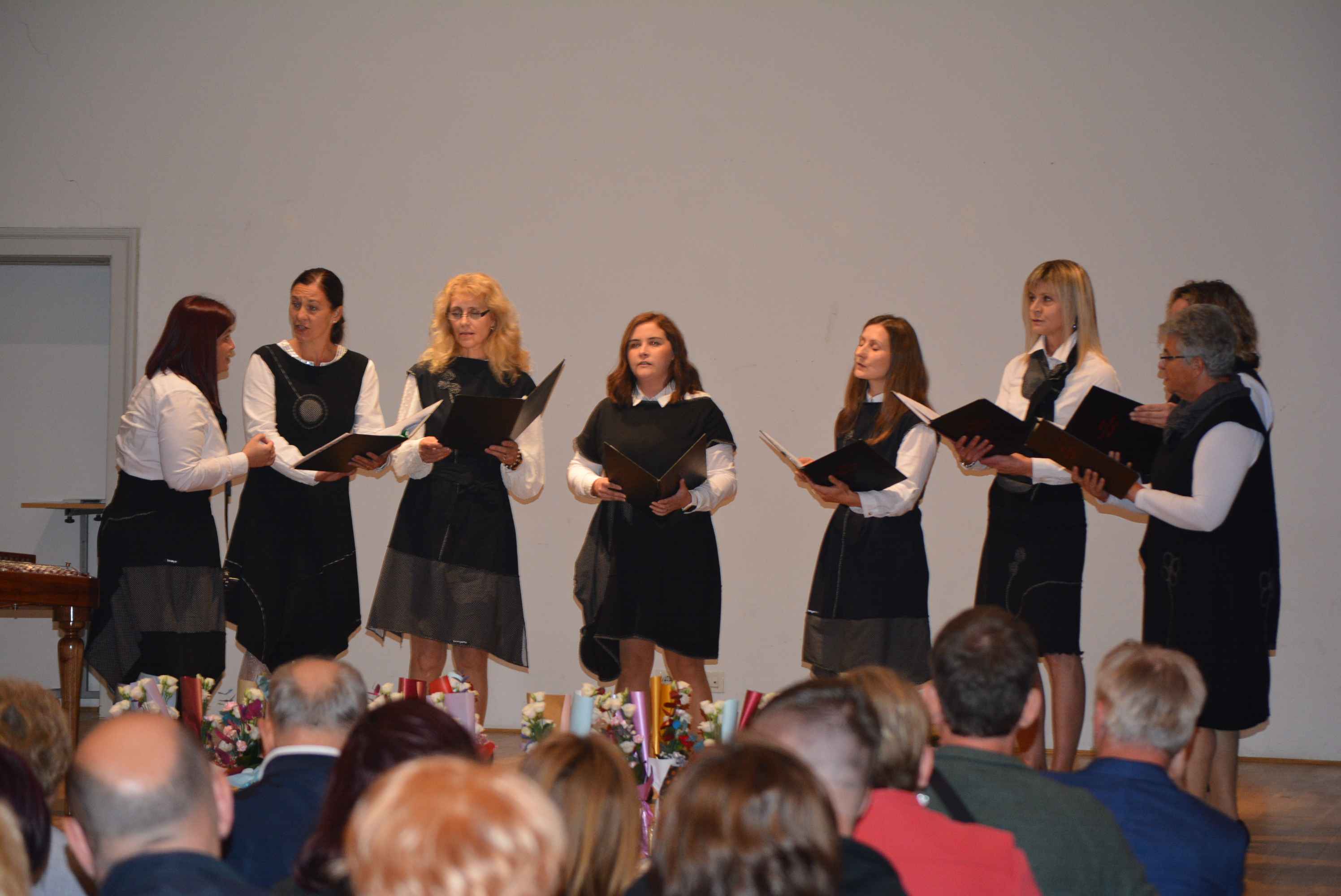 FOTO/VIDEO Divno glazbeno putovanje na godišnjem koncertu ženske vokalne skupine KUU ‘Veseli Međimurci’