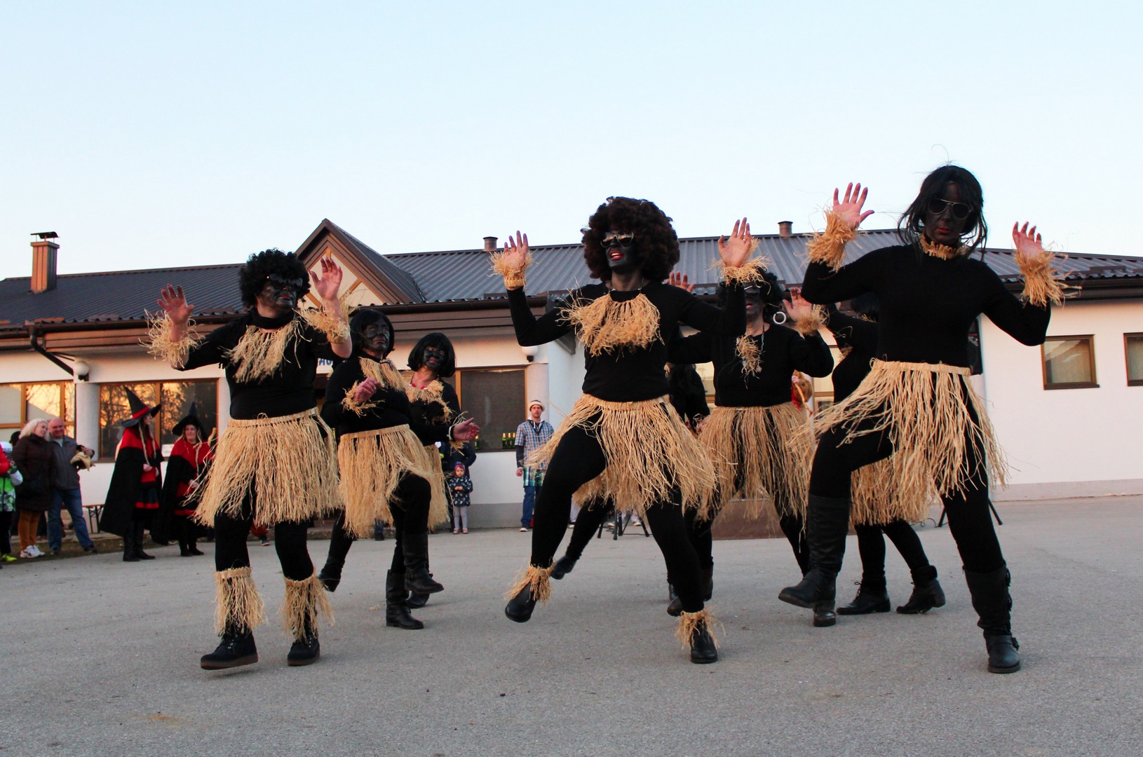 Maškare okupirale Zasadbreg 28. godinu za redom