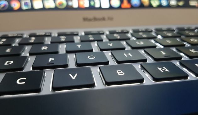 mac2376101960720779898