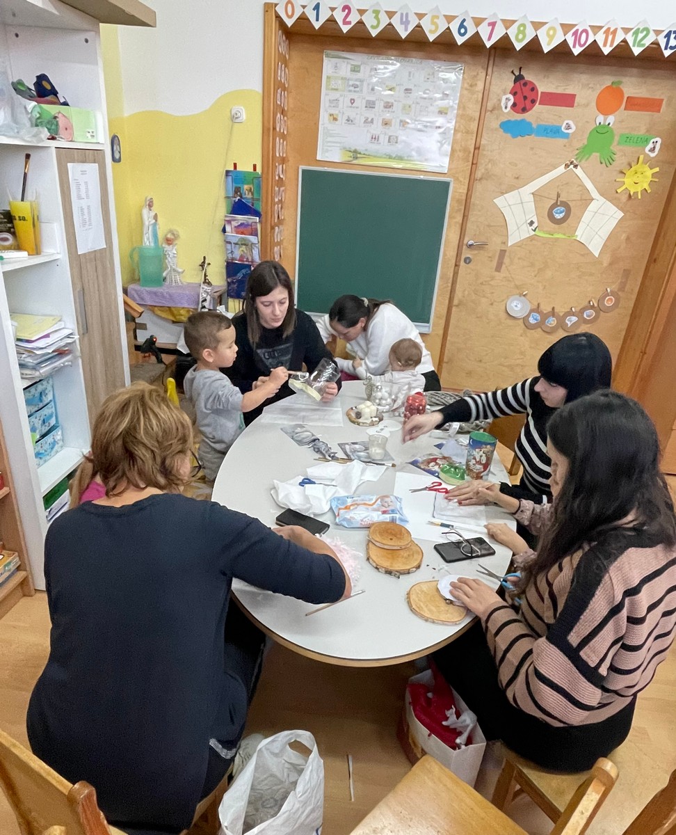 FOTO Kreativno blagdansko druženje djece i roditelja iz Dječjeg vrtića ‘Ribica’