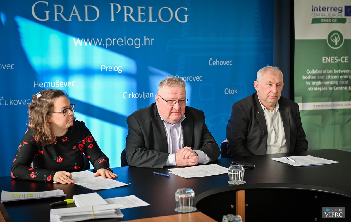 PRELOG Dodijeljene nagrade uspješnim učenicima i studentima