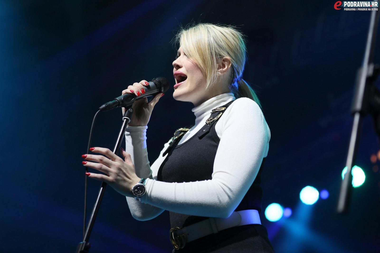 SPEKTAKL U KOPRIVNICI Neda Ukraden uz Vigor priredila nezaboravnu večer