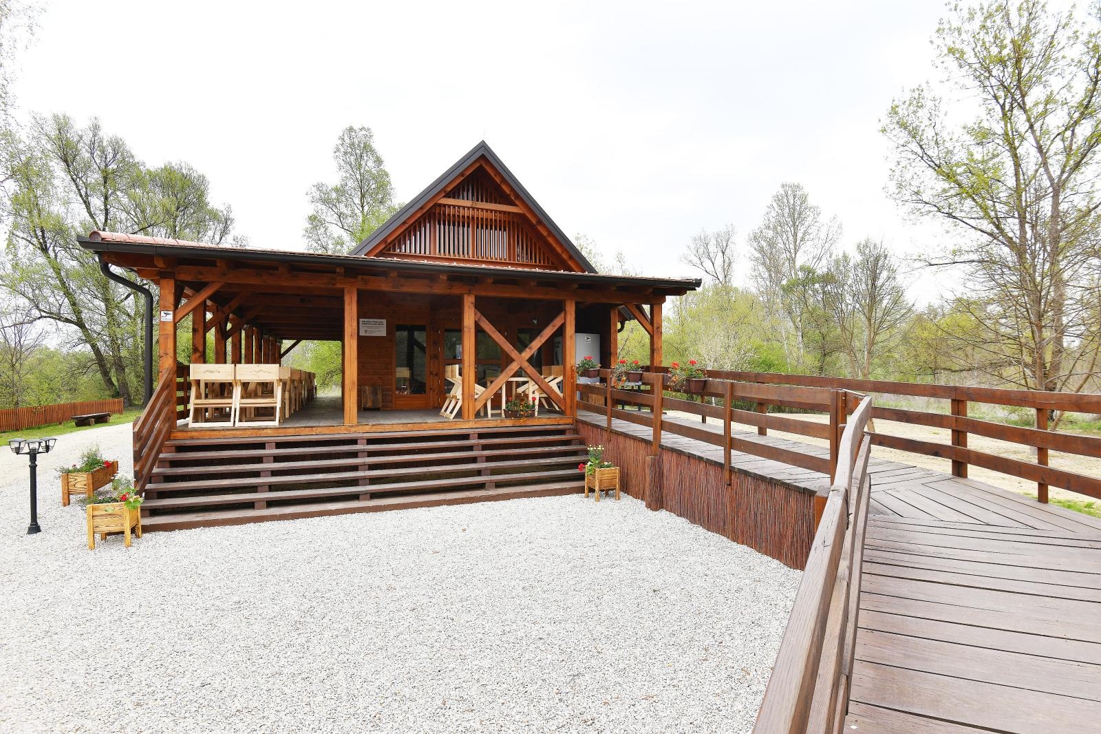 Skele su nekad preko Mure prevozile seljake i stoku, a danas oduševljene turiste