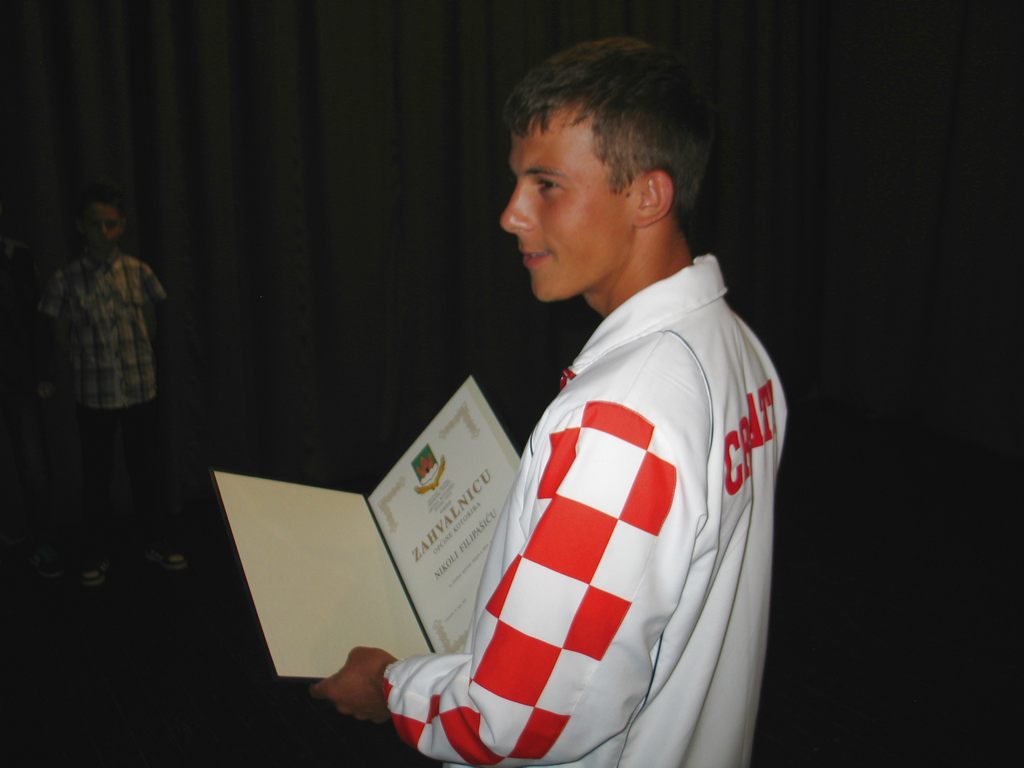 danikotoribe14238169