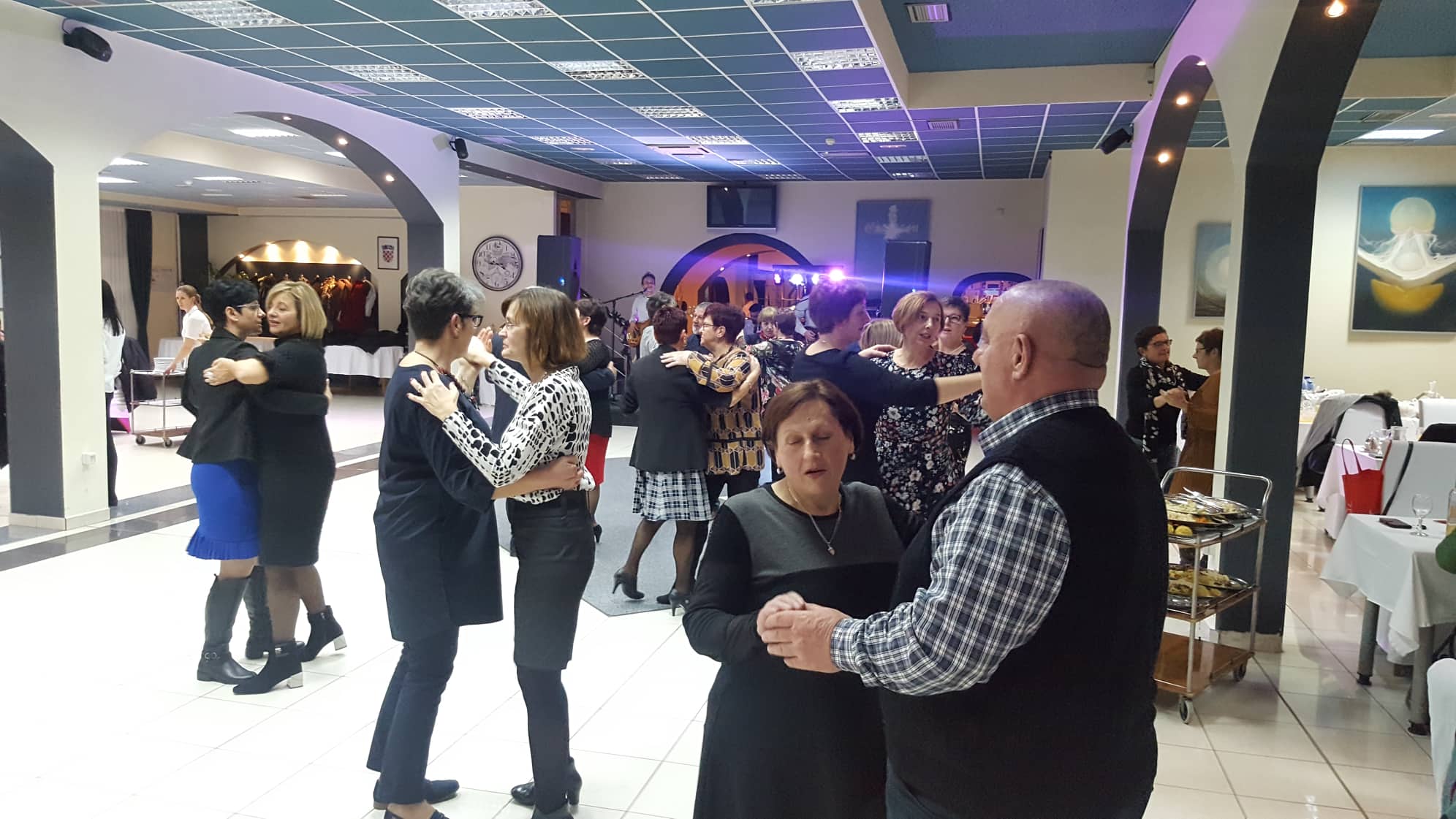 FOTO Županijska liga protiv raka Čakovec organizirala 12. Božićnu večeru