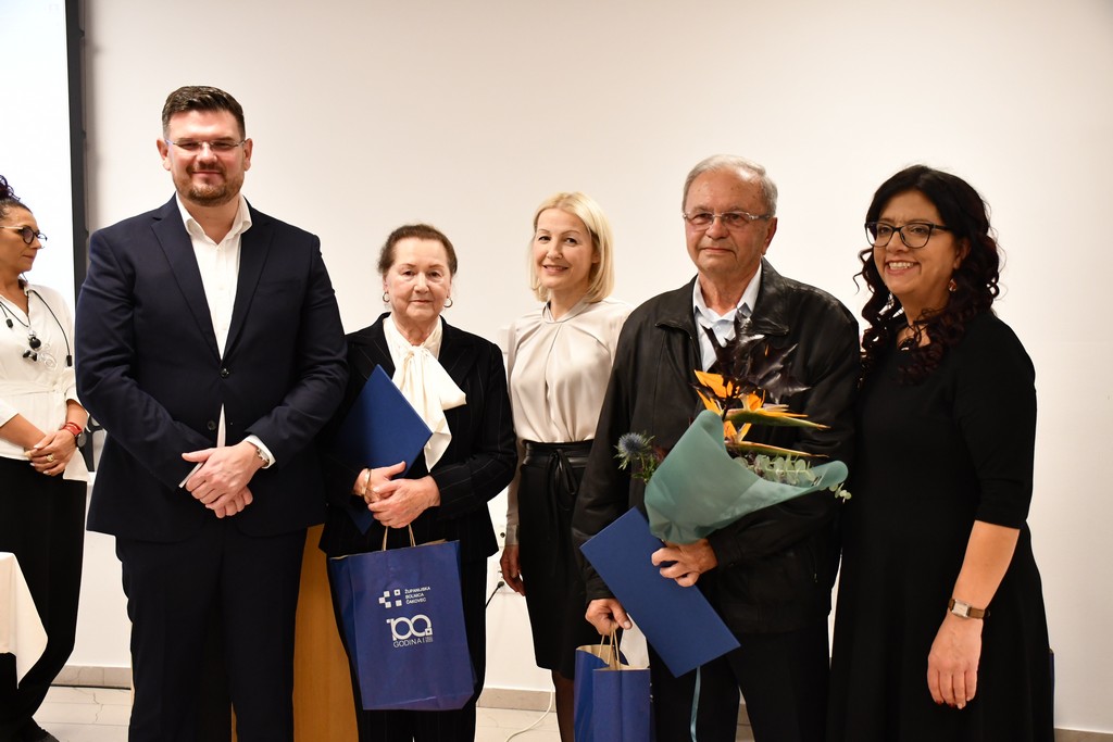 SVEČANOST Pet desetljeća rada Odjela anesteziologije, reanimatologije i intenzivne medicine SVEČANOST Pet desetljeća rada Odjela anesteziologije, reanimatologije i intenzivne medicine