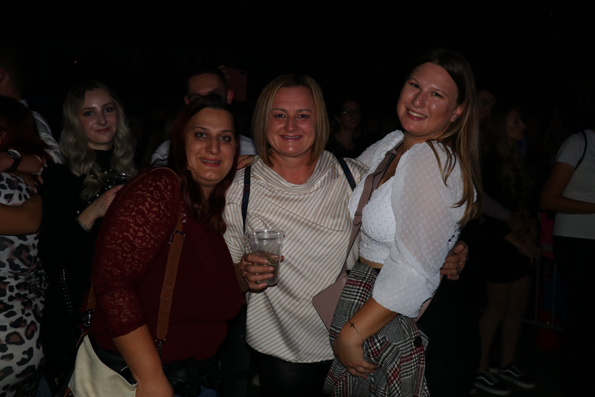 FOTO Željko Samardžić zagrijao Čakovec na jesenskom koncertu u punoj GOC dvorani