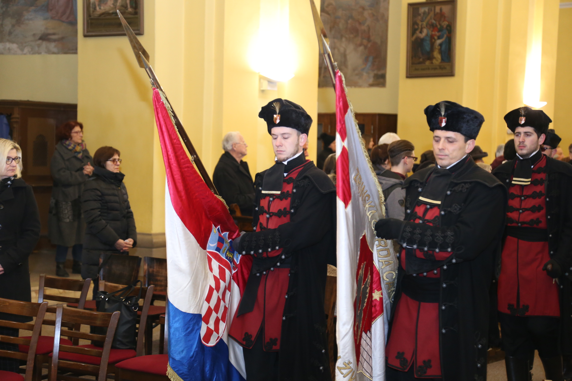U crkvi sv. Nikole biskupa u Čakovcu sedam bračnih parova obnovilo bračne zavjete