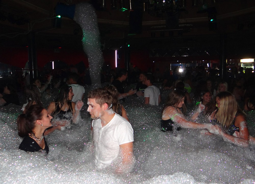 slika0019187897 Pjena party u Šampionu (Subota, 16.8.2014.)