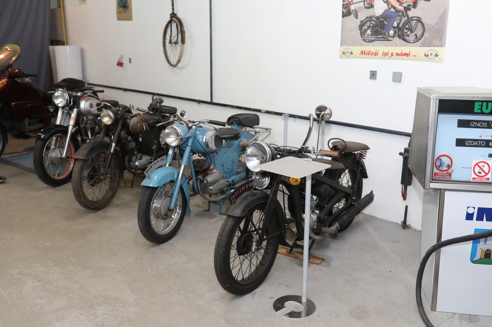 Noć muzeja u Oldtimer muzeju Šardi u Selnici