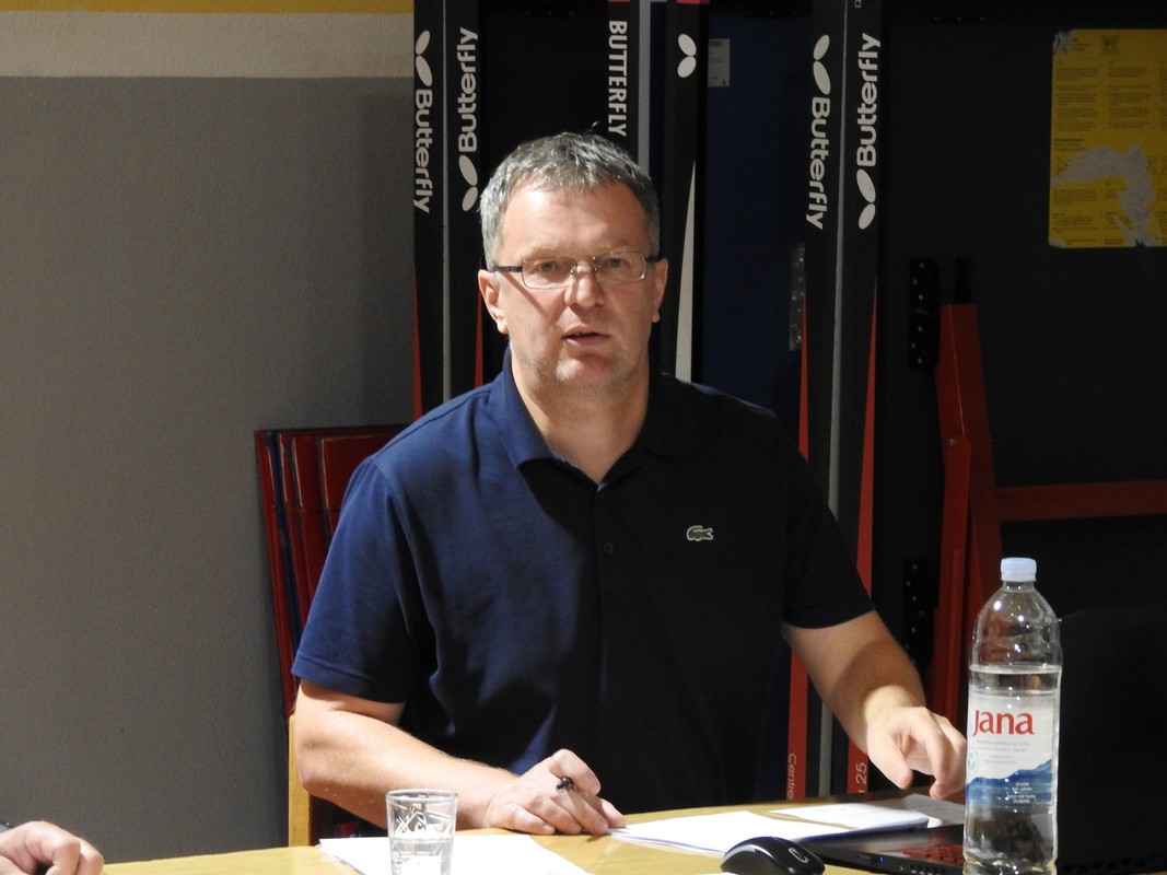 SJEDNICA OPĆINSKOG VIJEĆA Kako usporiti promet i urediti stajališta?