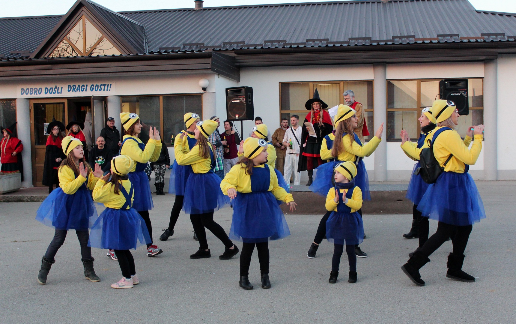 Maškare okupirale Zasadbreg 28. godinu za redom