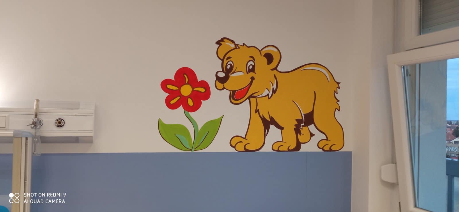 Učenici s profesoricom Rusom Trajkovom oslikali sobe na čakovečkoj pedijatriji