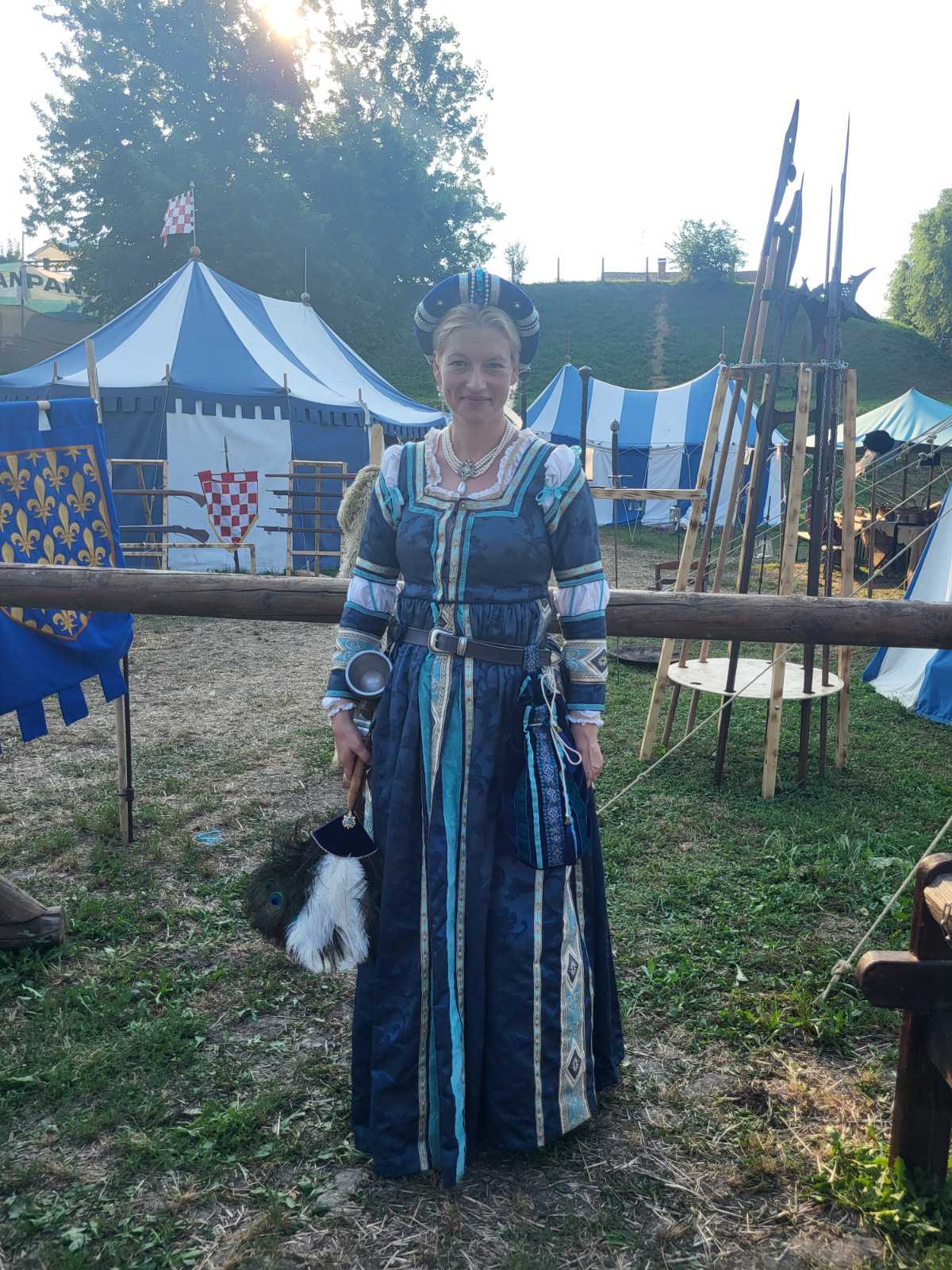 NA KOPRVNIČKIM BEDEMIMA Renesansni festival i ove godine privukao mnoštvo posjetitelja NA KOPRVNIČKIM BEDEMIMA Renesansni festival i ove godine privukao mnoštvo posjetitelja