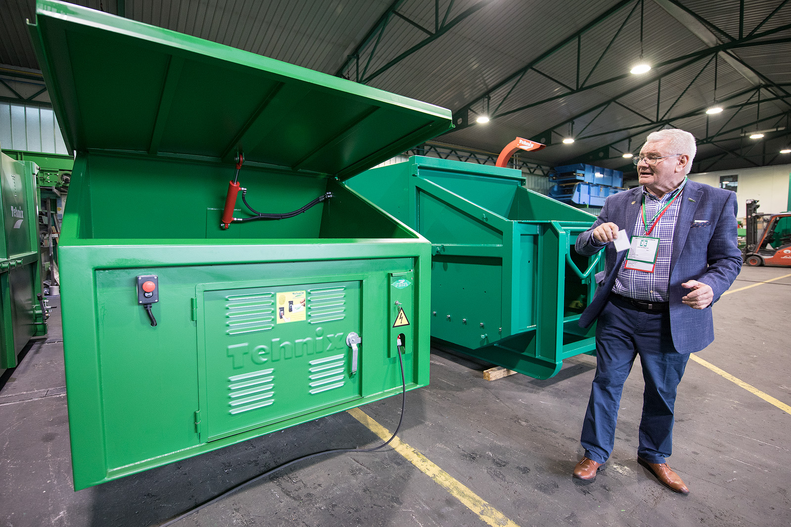 U Tehnixu predstavljeni Corona Kremator i Mobilna Corona kabina