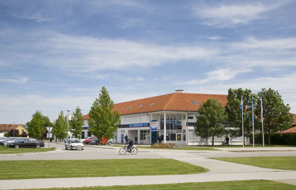 35531548492a5052optimized155779