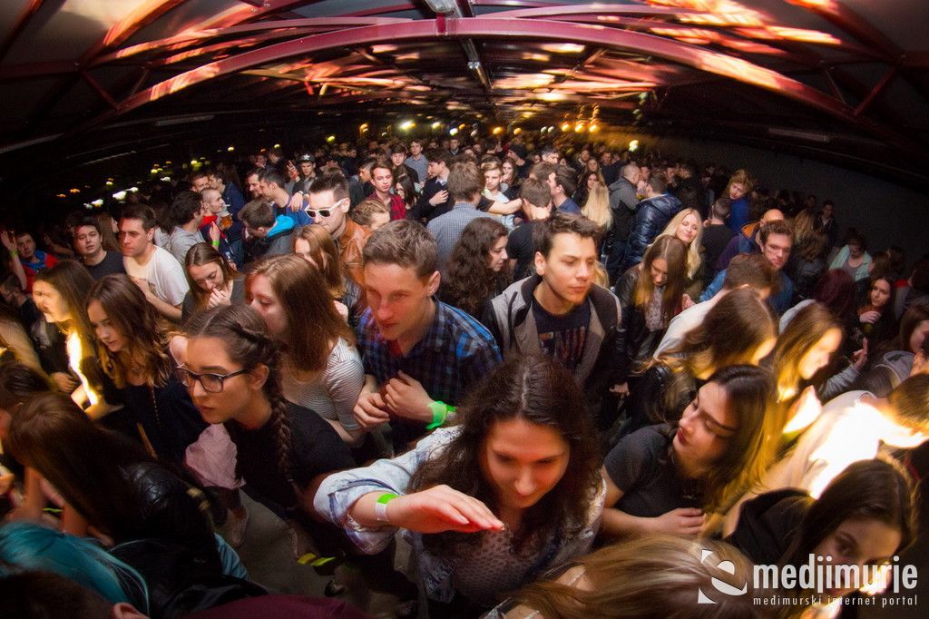 fotografija00011642396