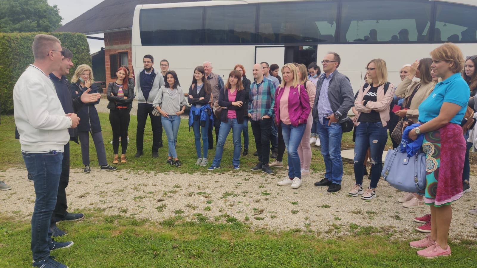 FOTO Putoholičari Iva i Branko daleka putovanja zamijenili promoviranjem vlastitog kraja